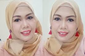Selingkuh sama suami orang hingga melahirkan, skandal perselingkuhan bu guru padahal ia sudah punya suami. Elly Sugigi Akui Pernah Berzina Hingga Main Serong Dengan Suami Orang Kini Mantap Berhijab Dosa Dosa Saya Terlalu Banyak Semua Halaman Suar