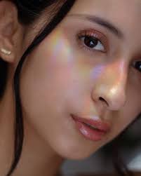 las que no iban a salir versión dslr☁️ jugando con algunos autorretratos y  otras en días bonitos