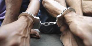 Terbaru dwi sasono, 10 artis yang tertangkap narkoba 2020. Polisi Amankan 0 4 Kg Sabu Artis Rr Mengaku Pakai Narkoba Buat Turunkan Berat Badan Merdeka Com