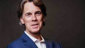 Stephen Hicks: “A briga com o wokismo vai ficar feia, mas a racionalidade  prevalecerá”