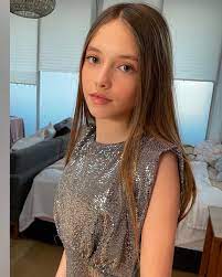 Maisie de Krassel Bio & Wiki: Net Worth, Age, Height & Weight -  Celebnetworth.net