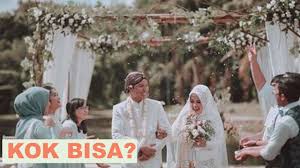 Meski memilih konsep yang sederhana kamu juga bisa loh pilih dekorasi dengan tema adat. Merancang Pernikahan Dengan Budget Murah Konsep Sederhana Tapi Tetap Elegan Youtube