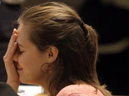 Amanda knox took to twitter on thursday to lambast stillwater director tom mccarthy as well as amanda knox is speaking out against the new matt damon film stillwater directed by tom mccarthy. Ich Bin Kein Monster Knox Versucht Den Befreiungsschlag Uberregionales Ludwigsburger Kreiszeitung