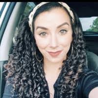 Sarah Eck's Instagram, Twitter & Facebook