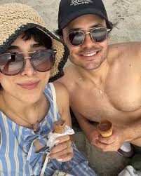 Escondidos en el puerto 🌊🦀🦀 #dump