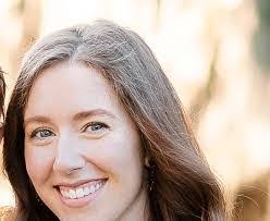 Karen Pollak's Instagram, Twitter & Facebook