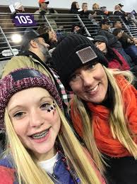 Angela Voth (@avoth21)