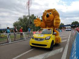 Smart Fortwo LCL Caravane Tour de France 2019 Chalon sur Saône  (48278265901) - PICRYL - Public Domain Media Search Engine Public Domain  Search