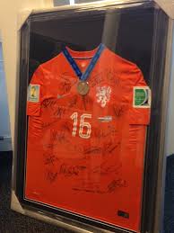 Levering is circa 14 dagen. Shirt Nederlands Elftal Met Medaille