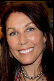 Stephanie Buffington's Instagram, Twitter & Facebook