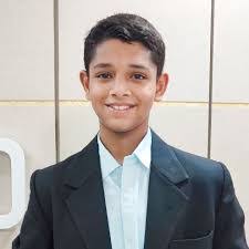 Pranav Sheth's Instagram, Twitter & Facebook