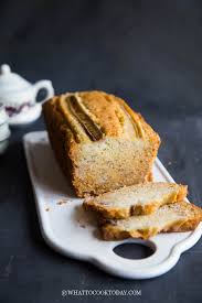 Because bananas and vegetable oil both add moisture to any baked goods, your finished cake will be deliciously rich and soft in texture. Healthier Soft Fluffy And Moist Banana Cake Using Oil Bolu Pisang Panggang