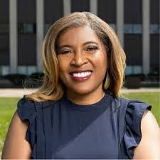 Charis Chan's Instagram, Twitter & Facebook