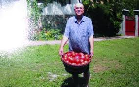 Benone sinulescu suferă de o boală rară, frumoasă și incurabilă: Benone Sinulescu SÄƒ Spun Drept M Am Cam CocoÈ™at ReÈ›ete È™i Vedete
