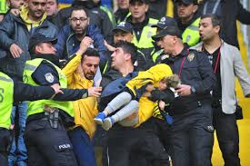 We did not find results for: Ankaragucu Fenerbahce Macindaki Gerilim Tribune Sicradi Minik Taraftar Yaralandi Spor Haberleri
