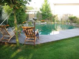 Der rasen geht unmittelbar ins beet über. Balkon Terrasse Holz Im Garten Holzbau Partner Com