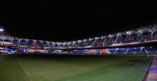 Albums de johnny hallyday à la vie, à la mort (2002) hallyday bercy 2003 (2003) modifier parc des princes 2003 est le 23 e album live de johnny hallyday , il sort le 4 novembre 2003. Game Day At Parc Des Princes Saint Clair
