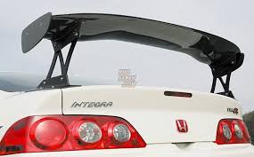 Jing has opted to run staggered widths with 17×9 +22 on the front and 17×8.5 +30 on the rear. Ings Z Power Wing Dry Carbon 1600mm Low Mount Dc5 Dc2 Rhdjapan