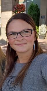 Julie Dodds searching for kidney donor. . . . Turns to Facebook. . . .  Husband builds website to help