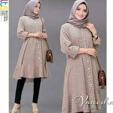 Outfit ini menjadi alternatif kebaya saat menghadiri kondangan. Aryra Tunik Terbaru Terlaris 2020 Termurah Tunik Kondangan Tuni Ri978 Baju Atasan Wanita Muslim Tu Shopee Indonesia