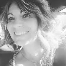 Annette Sargent's Instagram, Twitter & Facebook