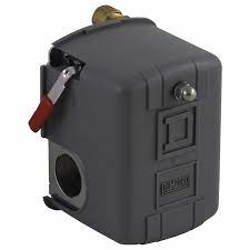 Using a pressure switch ensures your compressor will shut off once it reaches the pressure level you have indicated. Square D Air Compressor Pressure Switch Range 40 To 150 Psi Port Type 1 Port 1 4 In Fnps 2pxj5 9013fhg12j55m1x Grainger