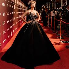 Coming to america is, however, a consistently funny and charming film. Eddie Murphy Adds Africa S Nomzamo Mbatha Michael Blackson To The Cast Of Coming To America Sequel Glam Africa