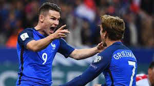 On les verra sûrement dans les tribunes du stade de france lors du premier match de l'équipe de france à l'euro. France Bulgarie Les Bleus Passent Tranquillement A La 2g