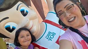 Art day with our friends. Gina Guerrero