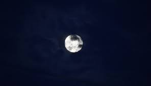 22/08/2021 15:00, 29° 36' υδροχόου (blue moon) επηρεάζει υδροχόους, λέοντες, ταύρους και σκορπιούς, γεννημένους τέλος του 3ου δεκαημέρου. Ei3dvsk4vo8zrm