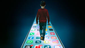 Social Media Fuelled a Teen-Suicide Crisis - disturbing content with serious topic