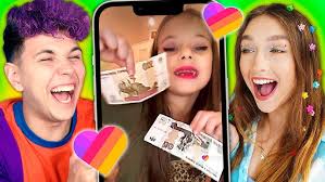 Новая карта ОТЕЛЬ у НОВОЙ ПИГГИ КАКАО в Роблокс! Как сбежать от Cocoa