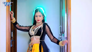 You get an awesome thing and an artist gets paid. Chittiyaan Kalaiyaan Song Lyrics Download Google Search