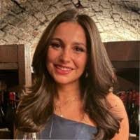 Lauren Toscano's Instagram, Twitter & Facebook