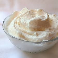 Torta di crema, ci sono molti. La Signorina Felicita Ovvero La Felicita Camy Cream Alla Ricotta E Miele