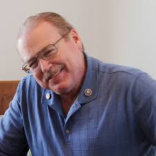 Oceanside city treasurer Gary Ernst dies