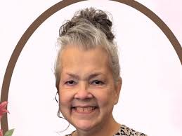 Cynthia Mcilroy's Instagram, Twitter & Facebook