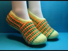 Vyazanie Spicami Domashnie Tapochki Sledki 170 Youtube Knitting Accessories Crochet Shoes Knit Shoes