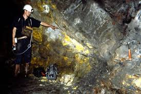 It will react with most nonmetallic elements to make compounds. Earth S First Nuclear Reactor Is 1 7 Billion Years Old And Was Made Naturally