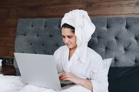 Najjednoduchšou cestou je asi brigáda. Peniaze Cez Internet Praca Na Doma Polisportivavirtusteramo It