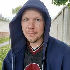 Andrew Tipton's Instagram, Twitter & Facebook