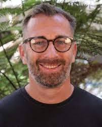 Brett Rifkin's Instagram, Twitter & Facebook