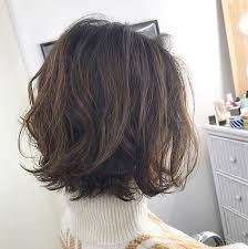 hair ヘアー はスタイリスト モデルが発信するヘアスタイルを中心に トレンド情報が集まるサイトです 20万枚以上のヘアスナップから髪型 ヘアアレンジをチェックしたり ファッション メイク ネイル 恋愛の最新まとめが dauerwellen haar styling kurzes