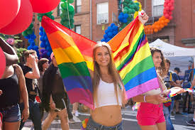 Arma tu plan imaginario del día del orgullo lgbtttiqa+ y te diremos cómo te la pasarás. Orgullo Gay 2019 El Arcoiris Protagonista De Las Fiestas Topcomparativas