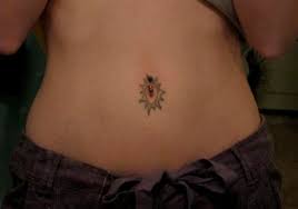 If you find large and elaborate tattoos to be inspiring then the stomach could be the best place where the large design fits well. 25 Tremendous Belly Button Tattoos Creativefan