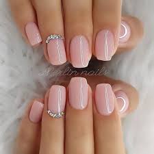Short acrylic nails are becoming more popular today because it is easy to maintain them and also it does not become a hindrance when you are working such as. Short Acrylic Nails
