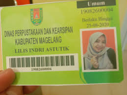 Dengan semakin banyaknya perpustakaan yang ada saat ini dan dengan didukungnya dengan perkembangan ilmu pengetahuan dan tehnologi maka sebuah. Unik Kartu Perpustakaan Kabupaten Magelang Bisa Foto Sesukamu Borobudurnews