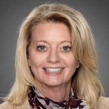 Elise Kirkpatrick's Instagram, Twitter & Facebook