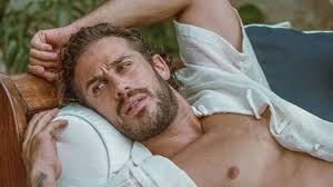 Lambda garcia (tv actor) was born on the 7th of february, 1987. Quien Es El Guapo Novio De Lambda Garcia Gluc Mx