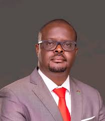 Unduna woona zamalonda ndi mafakitale wayika malamulo oletsa kugula zinthu  zina kuchokera kunja kwa dziko kuti athandize makampani akumalawi.  Malamulowa, omwe adakhazikitsidwa ndi nduna Vitumbiko AZ Mumba, azagwira  ntchito mpaka 12 March